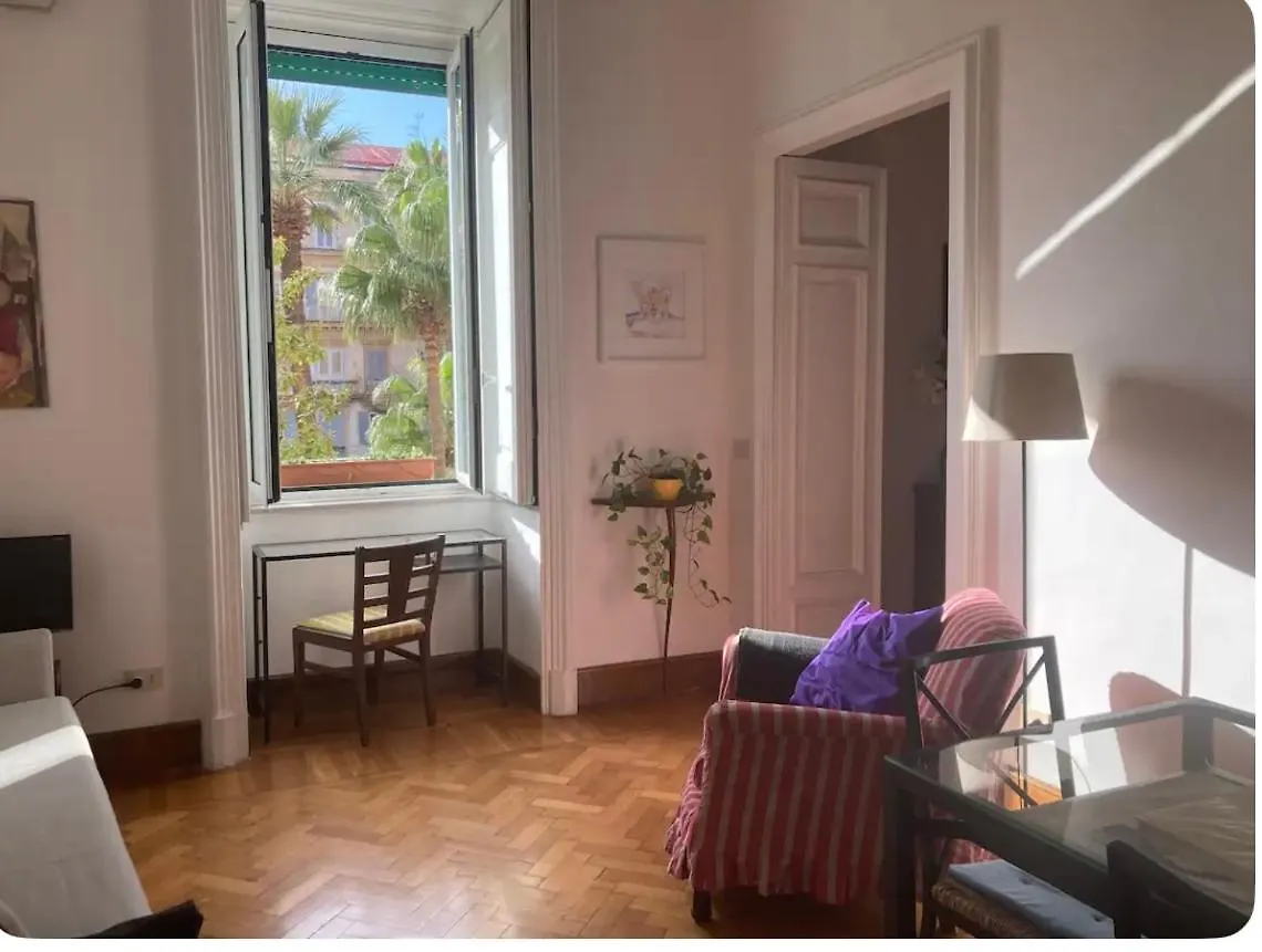Casa Amedeo Bellissima Centrale Naples 0*,