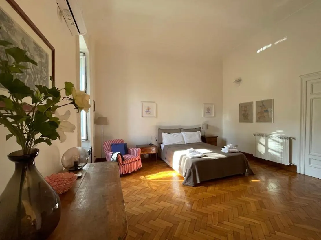 Holiday home Casa Amedeo Bellissima Centrale Naples