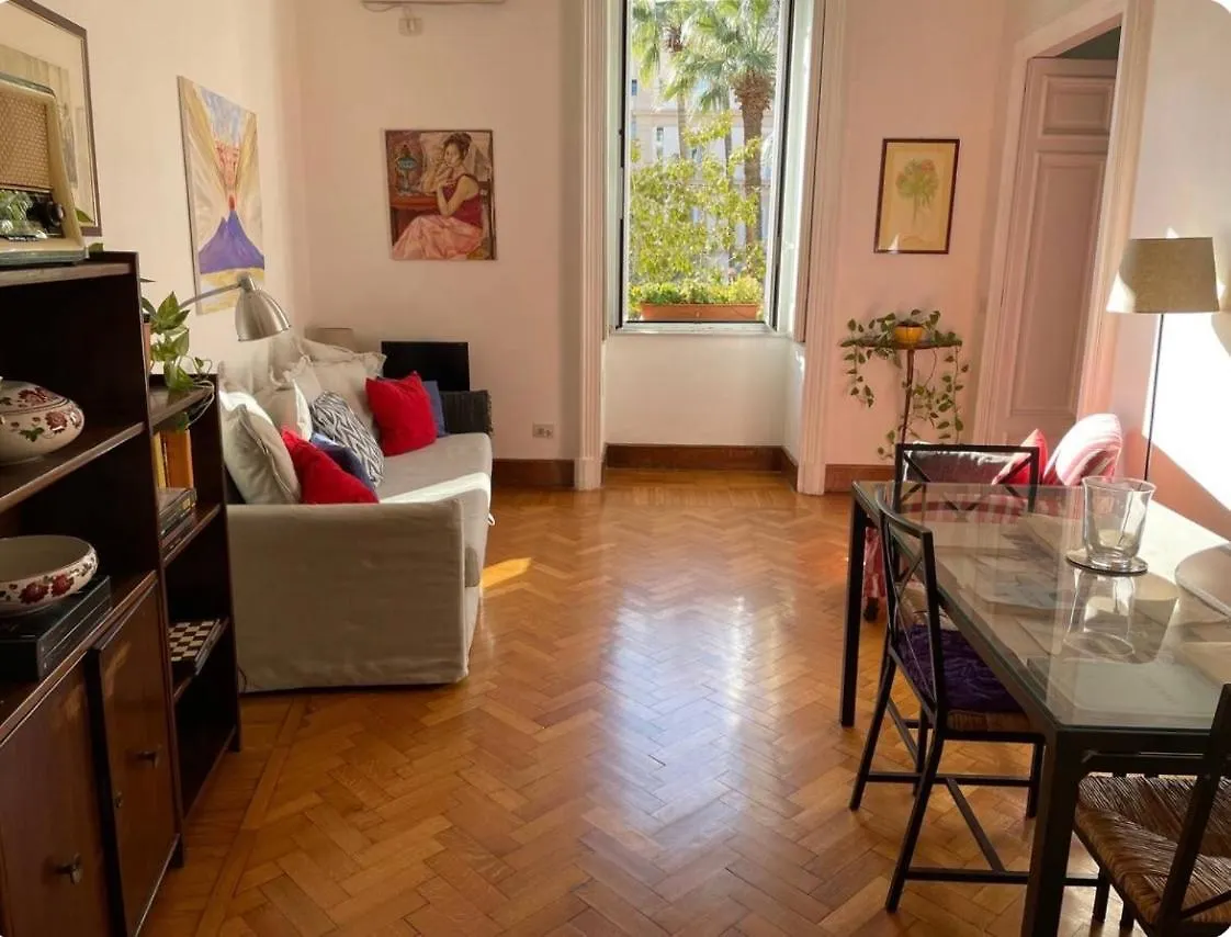 Holiday home Casa Amedeo Bellissima Centrale Naples
