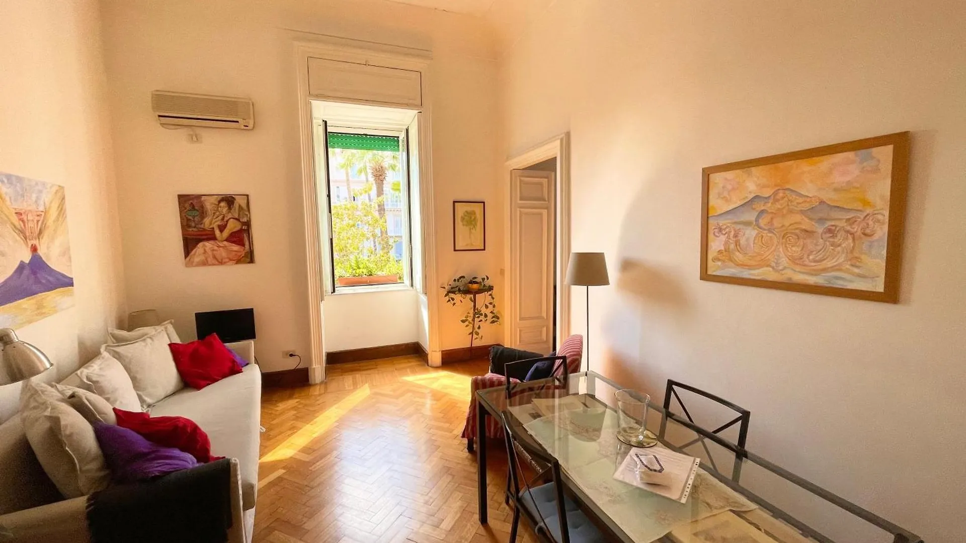 Casa Amedeo Bellissima Centrale Naples 0*,  Italy